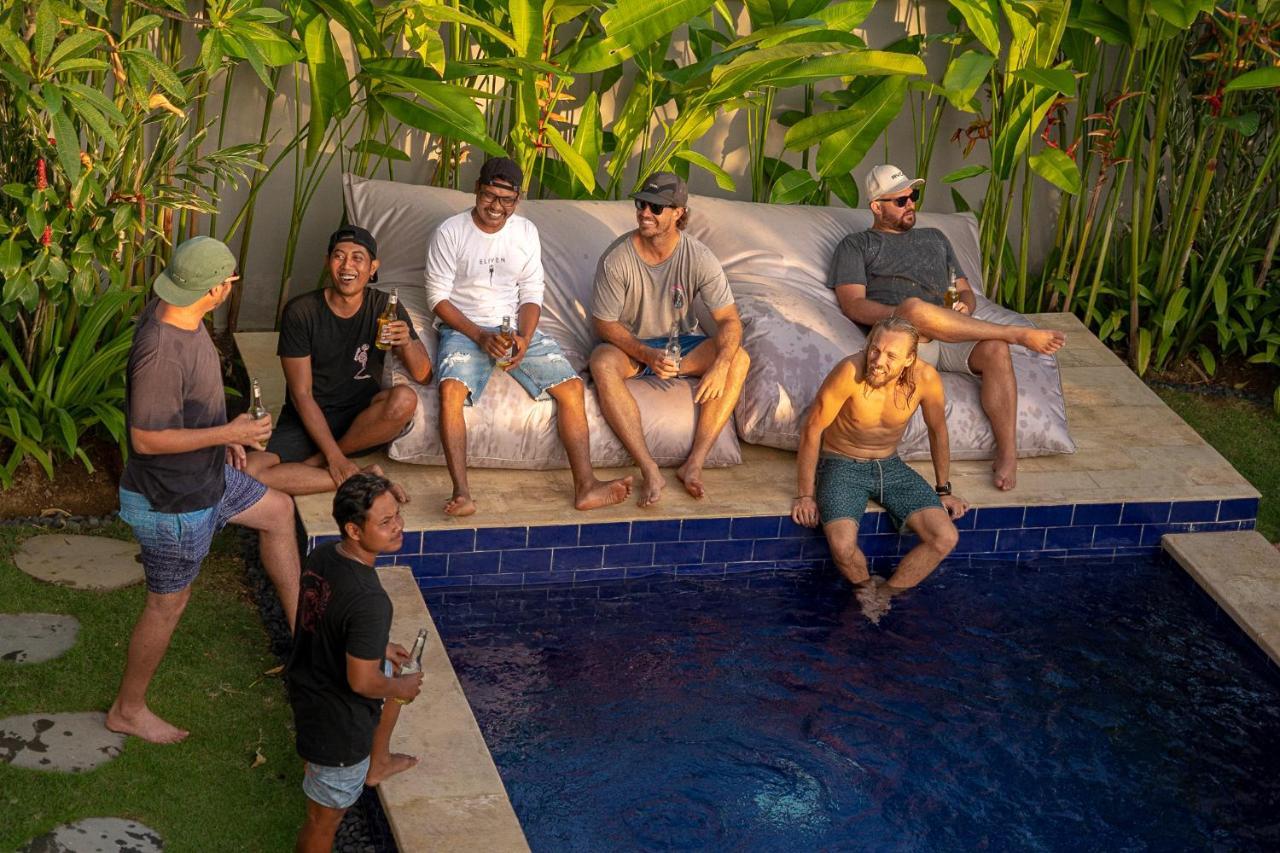 Surf & Party - Hostel Somewhere Else Canggu Kültér fotó
