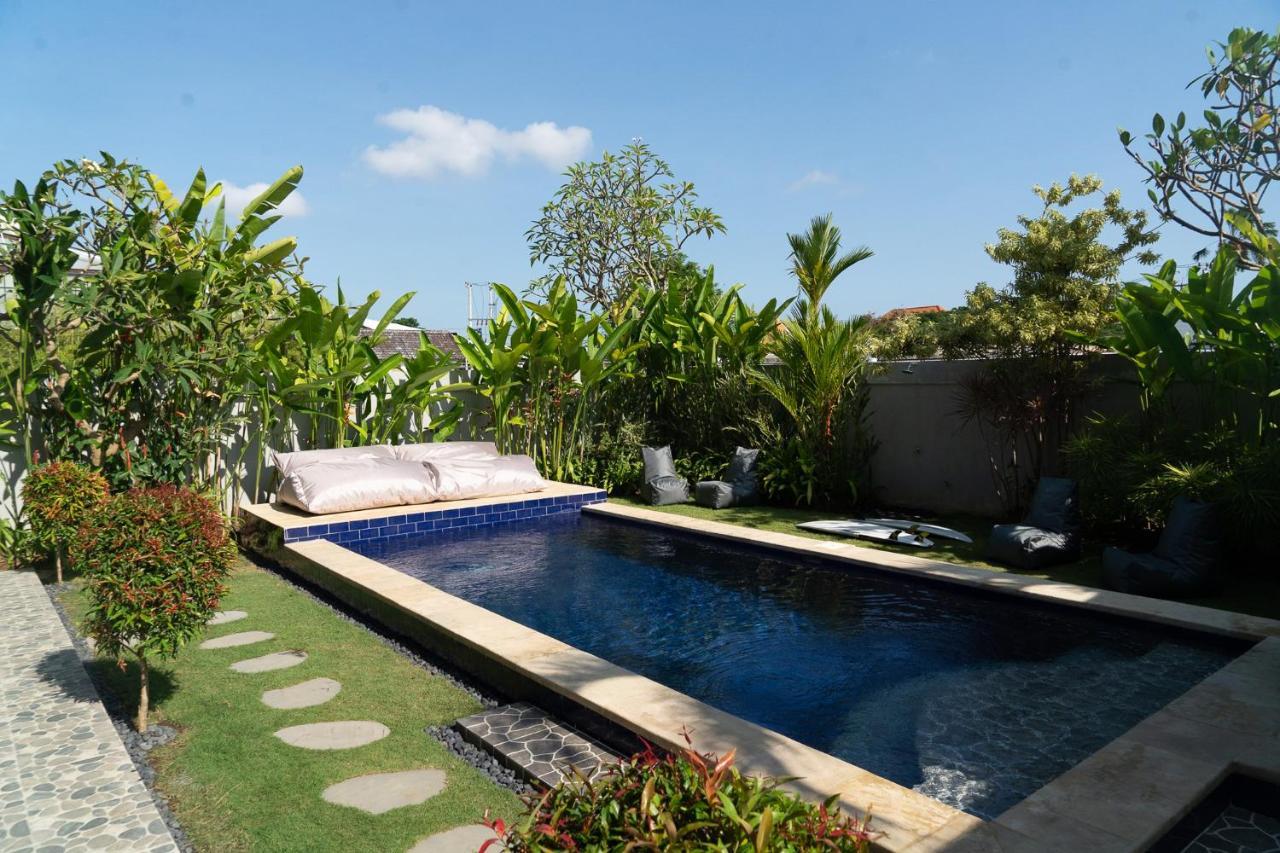 Surf & Party - Hostel Somewhere Else Canggu Kültér fotó