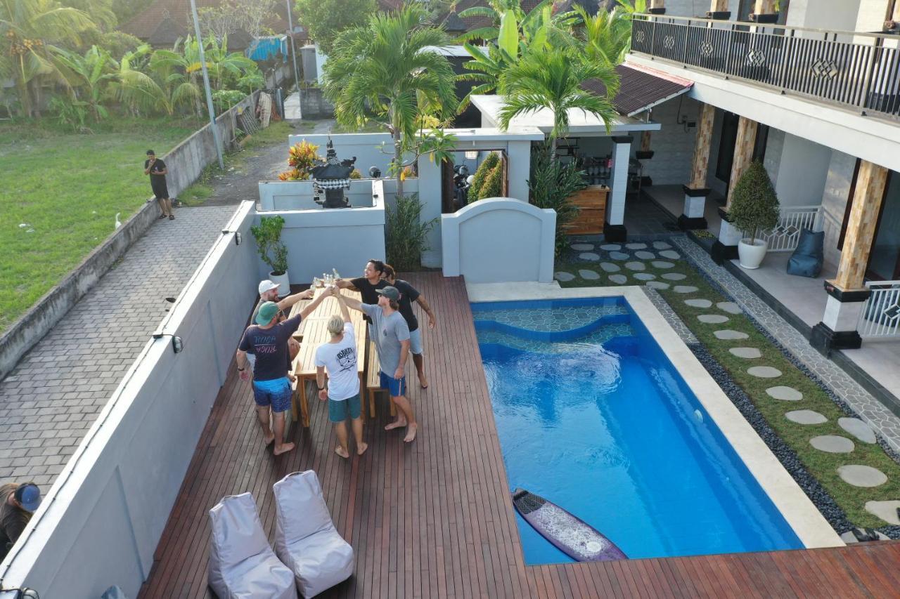 Surf & Party - Hostel Somewhere Else Canggu Kültér fotó